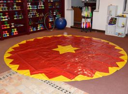 Circus Carpet - Circus Floor 4 meters Diameter Red/Yellow – Circus ...